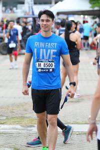 BIB: 8500
                            <button type="button" onclick="openModal(4725726)" class="btn btn-primary btn-sm float-right btn-popup" data-toggle="modal" data-target=".modal-high-quality">
                        <i class="fas fa-shopping-cart"></i> Add to Cart
                    </button>
                                            <button type="button" onclick="isThisMe(4725726, true)" class="btn btn-success btn-sm float-right btn-popup btn-isme hidden" data-toggle="tooltip" data-placement="bottom" title="นี่คือรูปของคุณใช่ไหม คลิกที่นี่เพื่อเอาเข้าอัลบั้ม">
                        <i class="fas fa-plus"></i> Add to album
                    </button>
                    <button type="button" onclick="isThisMe(4725726, false)" class="btn btn-warning btn-sm float-right btn-popup btn-isnotme hidden">
                        <i class="fas fa-ban"></i> Remove from album
                    </button>